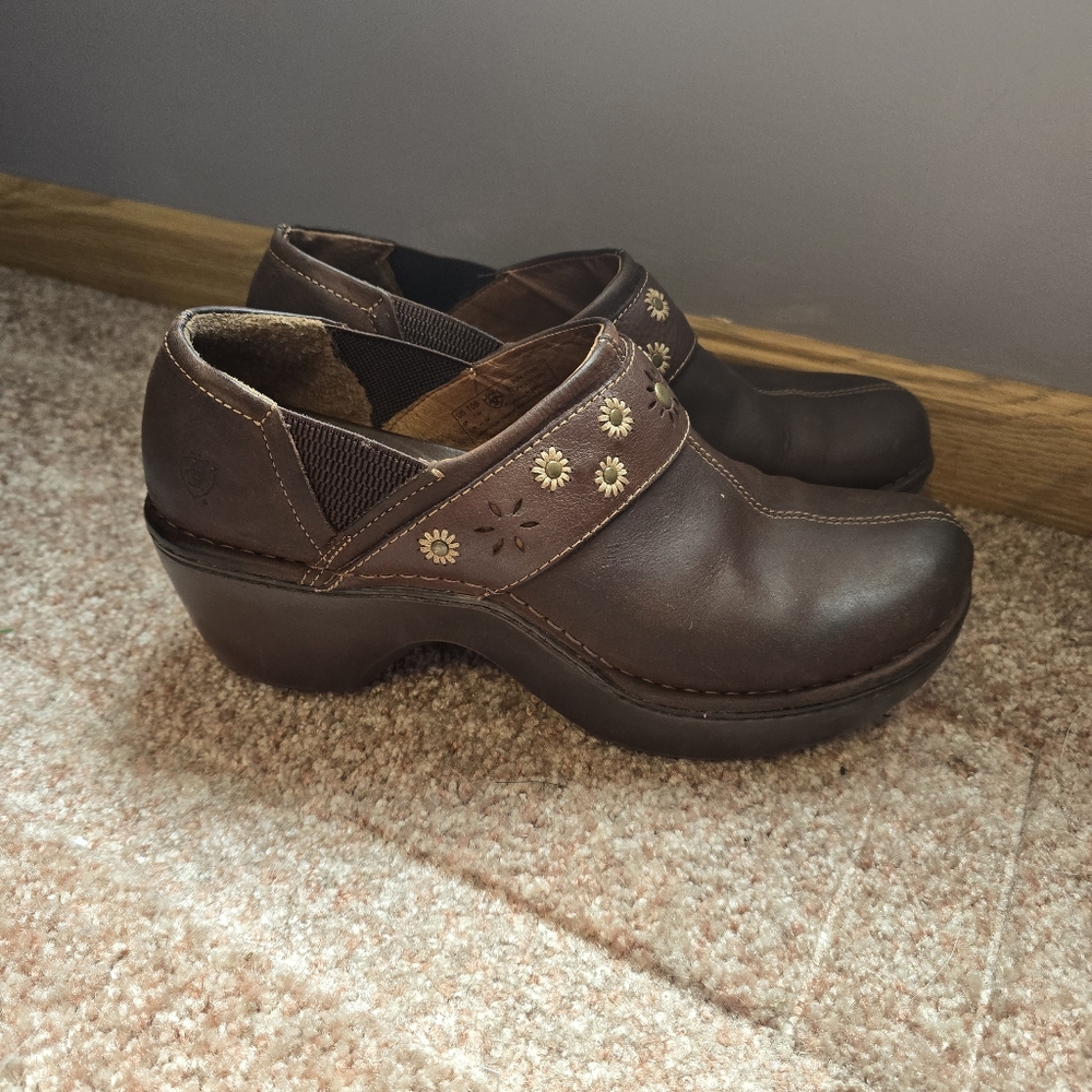 Ariat Clogs Brown Leather w/Flowers Womens Size 10B